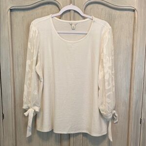 Cato Cream Blouse with Elegant Design